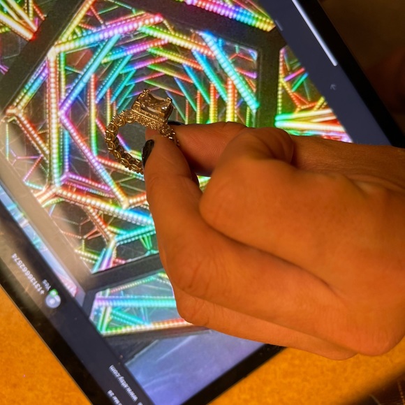 SPECTACULAR DIAMOND RING - Picture 7 of 7